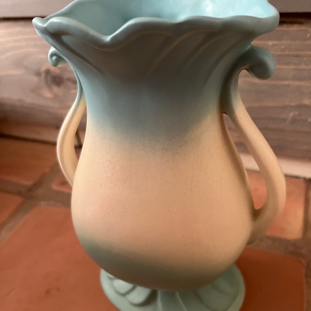 RARE Vintage Original Hull Art Bow Knot Double Handle Vase B-7-8.5” - Picture 9 of 16